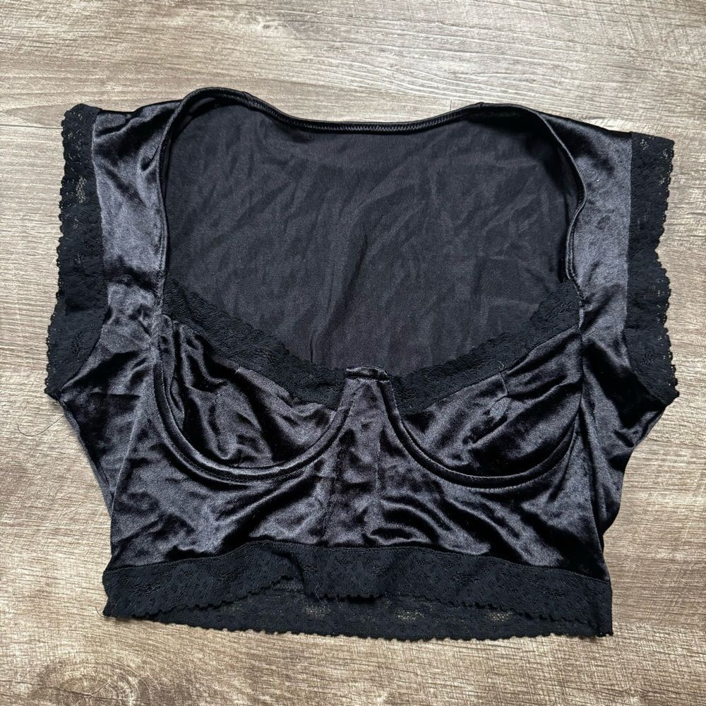 Victoria’s Secret Black Vintage Lingerie Top Size Petite